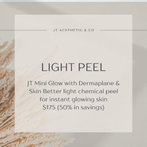 Mini Glow with Dermaplane & Light Peel
